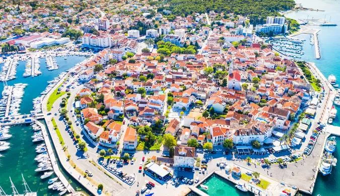 Why Croatia is ideal for a tennis and padel camp